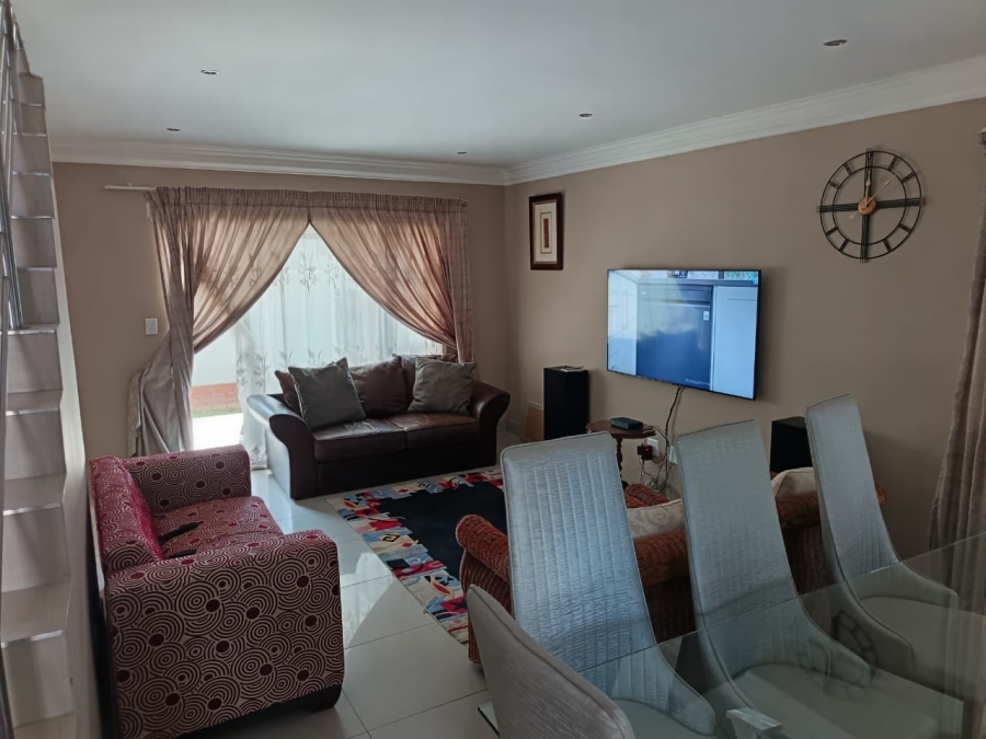 3 Bedroom Property for Sale in Wild Olive Estate Free State